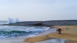 okanda surf spot